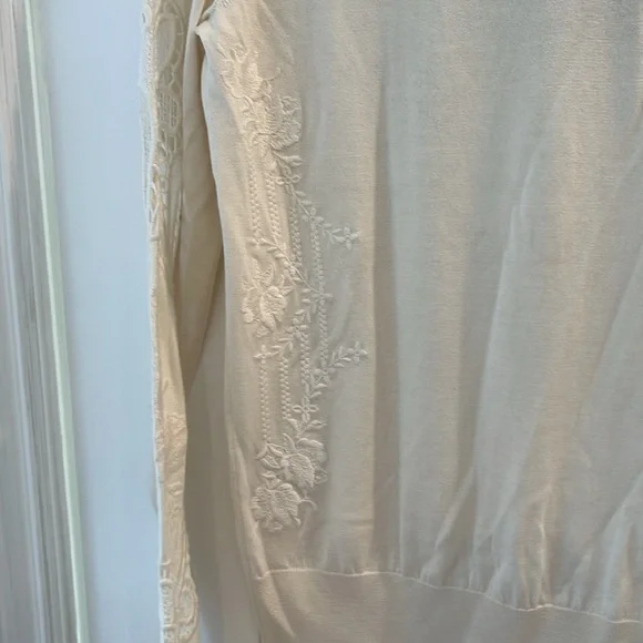 Dolce & Gabbana CrewNeck Pullover 
Size L - Picture 7 of 7